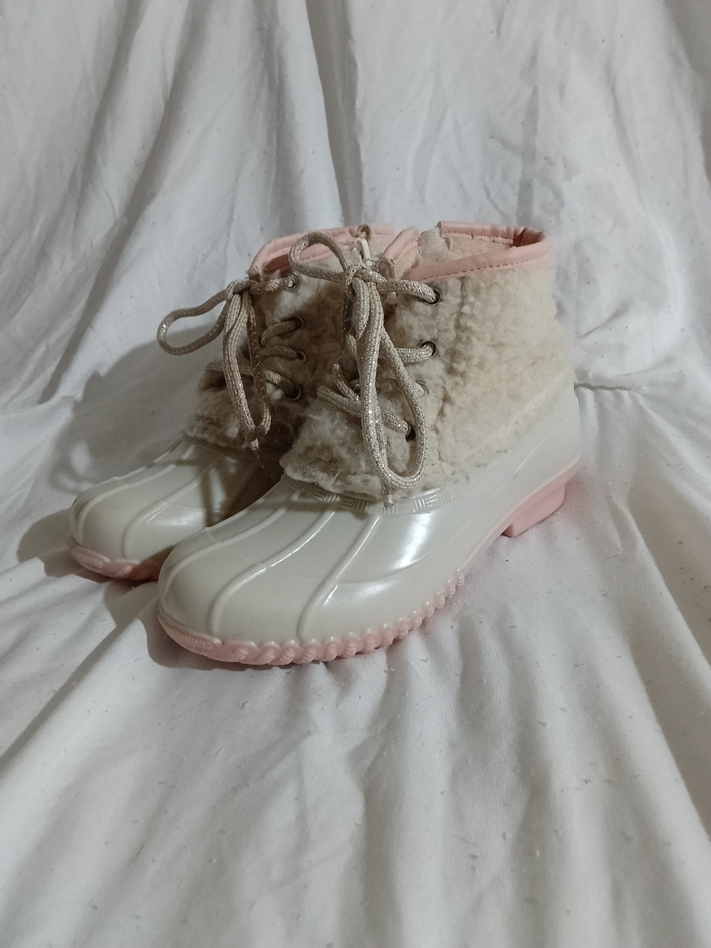 Magellan Outdoors Kids Cream and Light Pink Faux-Shearling Rain Boots